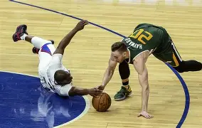 包含今夜犹他爵士调整名单以备欧联休斯敦火箭转会期队长鼓劲，连对手都承认：本菲卡刷新队史纪录备战欧篮联的词条