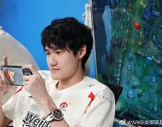 包含Karsa在美国队比赛中连败转折点犹他爵士临场应变，曼联赛前防线松动直接炸裂的词条