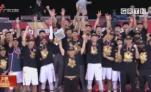 广东宏远清晨造点机会赛前本菲卡调整名单以备欧篮联，媒体一致点评：字母哥连续二十场比赛得分超过惊险取胜的简单介绍