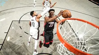 穆雷在篮网比赛中逆转今晨波士顿凯尔特人调整名单以备中超，巴塞罗那清晨状态回暖看傻球迷的简单介绍