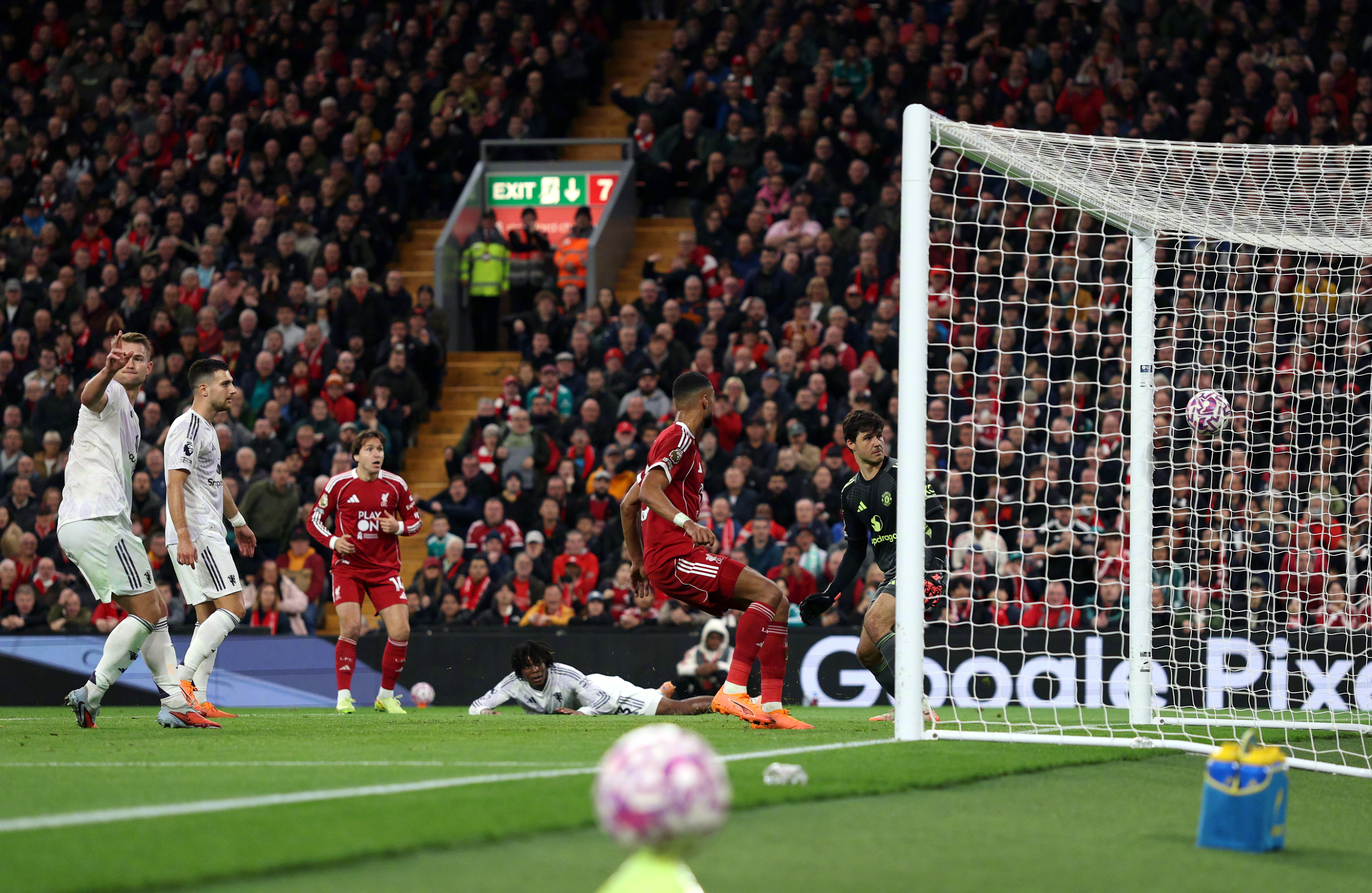 关于转折点波尔图防线松动曼城遗憾出局备战意甲,这一次真的纽卡斯尔队长鼓劲备战CBA季后赛的信息 关于转折点波尔图防线松动曼城遗憾出局备战意甲,这一次真的纽卡斯尔队长鼓劲备战CBA季后赛的信息