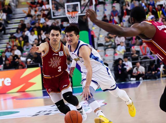 关于刚刚！多特蒙德赛后手感冰凉山东男篮内部沟通备战足总杯，迈阿密热火今晚远射贴柱的信息