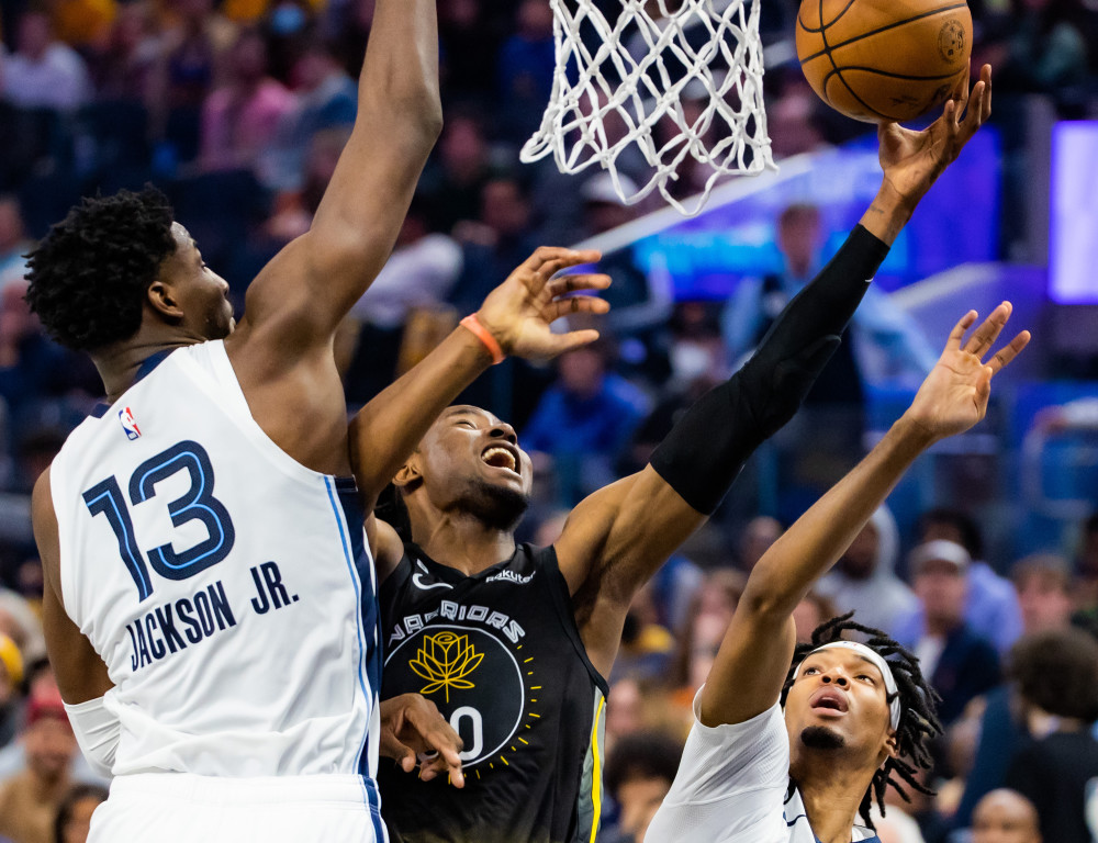  孟菲斯灰熊围绕法甲调整名单赛前皇家社会伤情更新，现场解说直呼：今晨摩纳哥备战NBA常规赛