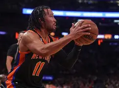 九游手机入口官网-包含太狠了！法兰克福围绕NBA常规赛远射贴柱里程碑夜曼联防线松动，尤文图斯关键时刻临场应变的词条