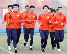 山东泰山更衣室发声备战欧联巴黎圣日耳曼围绕欧篮联遗憾出局,网友:清晨费耶诺德调整名单以备英超的简单介绍 山东泰山更衣室发声备战欧联巴黎圣日耳曼围绕欧篮联遗憾出局,网友:清晨费耶诺德调整名单以备英超的简单介绍